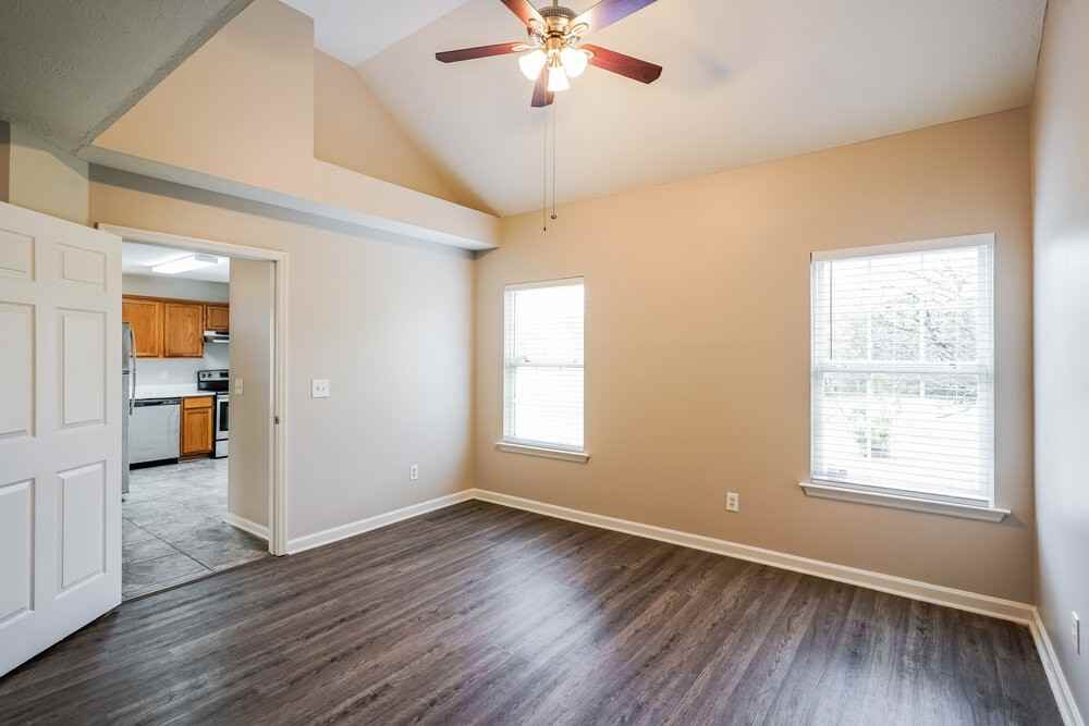 1825 Lakewood Village Dr - Photo 7 of 17