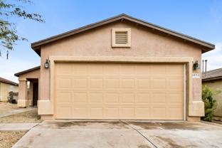 1084 W Calle Del Libro Dorado - Photo 1 of 1