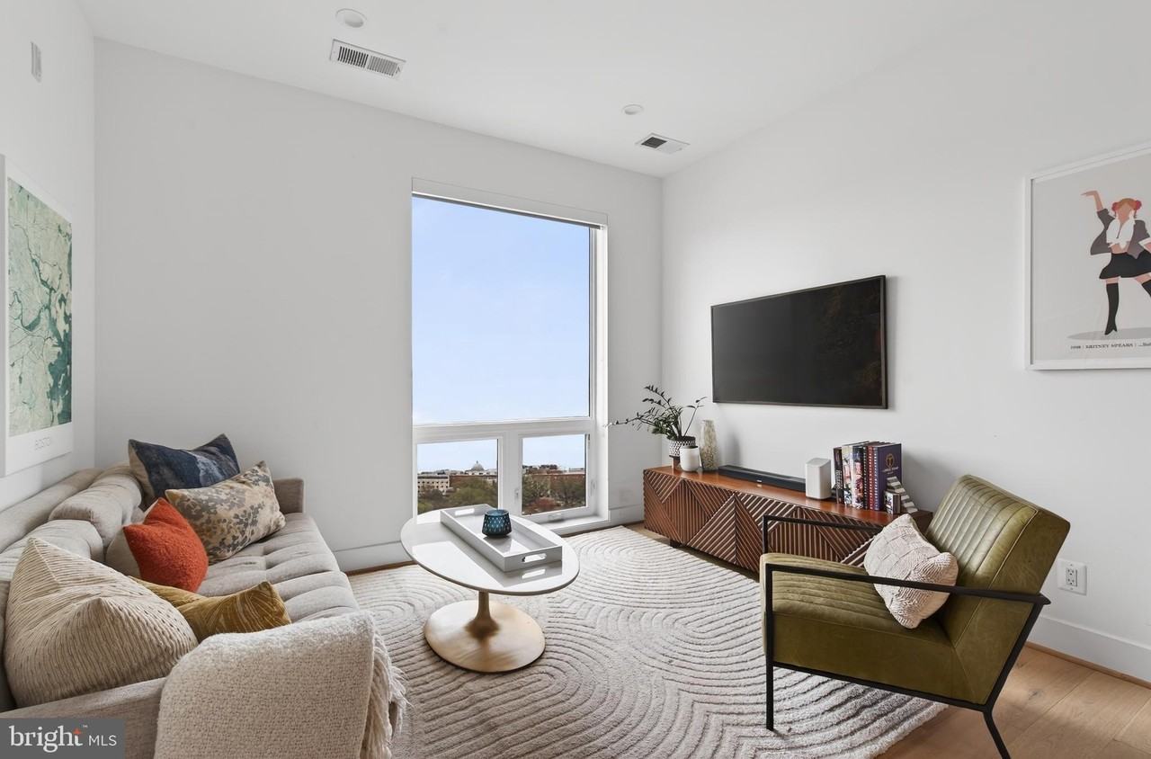 2905 Georgia Ave Nw - Photo 2 of 22