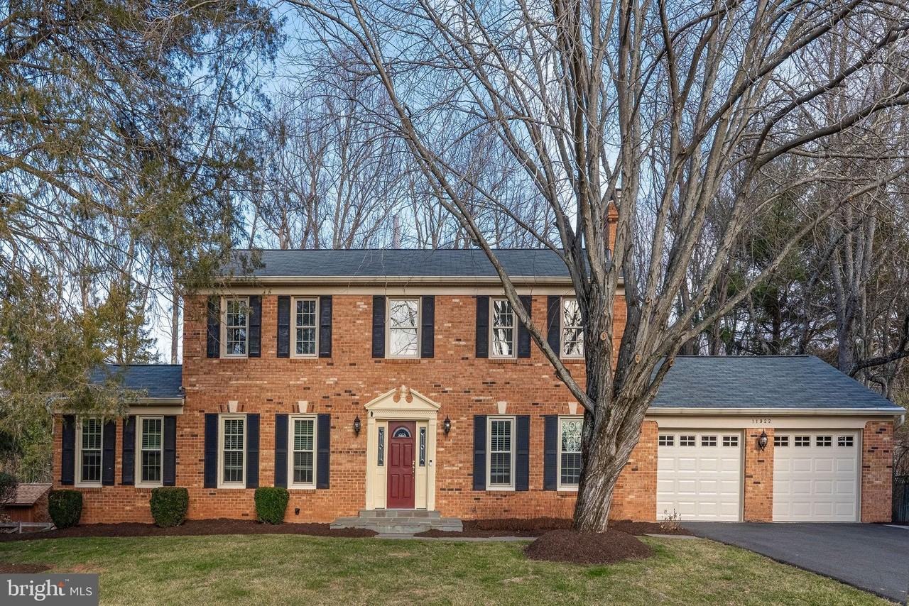 11922 Holly Spring Dr - Photo 2 of 50