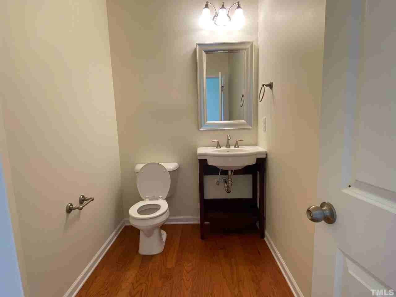 5330 Jessip St - Photo 5 of 26