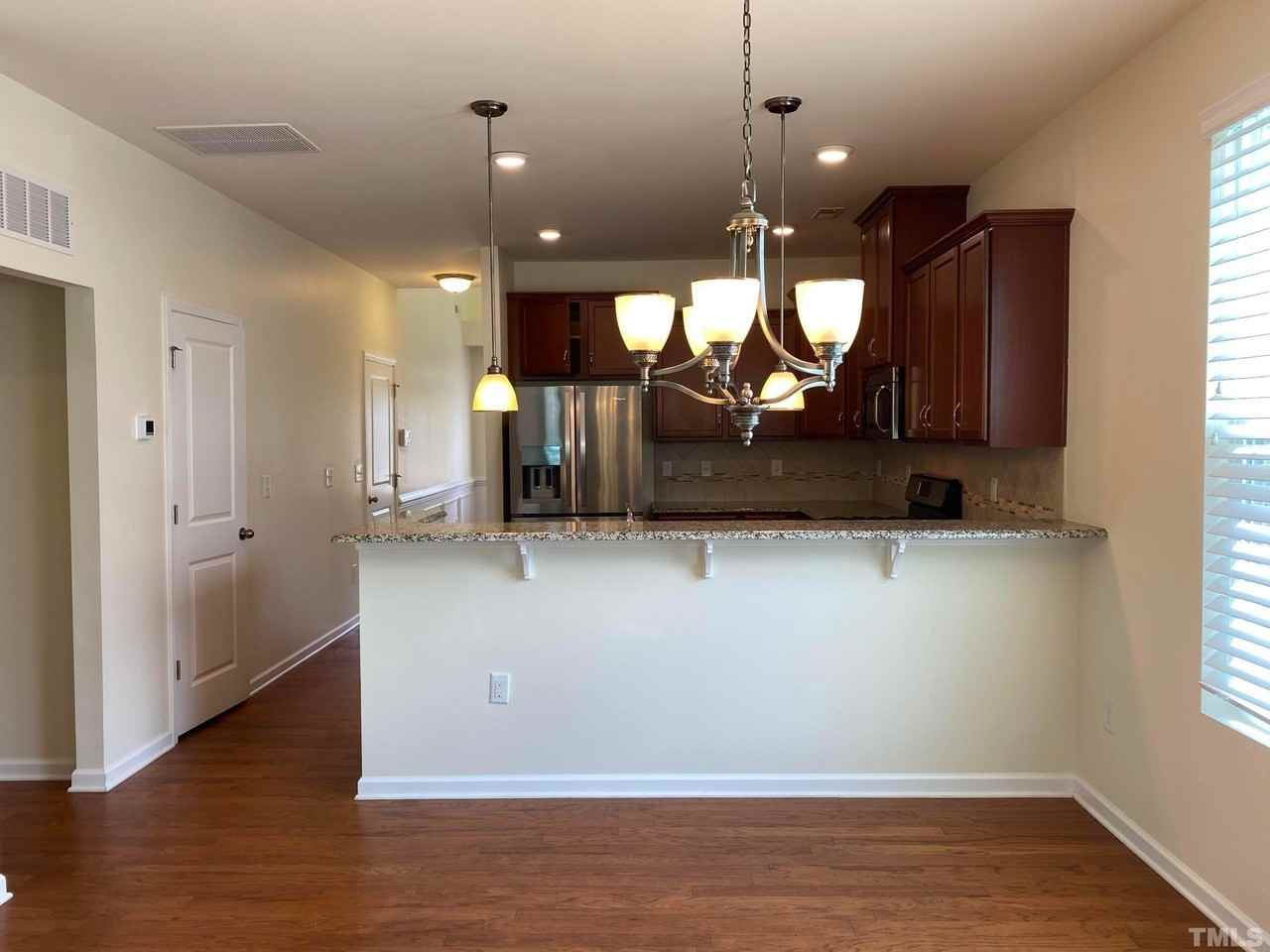 5330 Jessip St - Photo 6 of 26