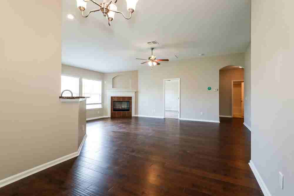 2682 Oak Haven Dr - Photo 3 of 15