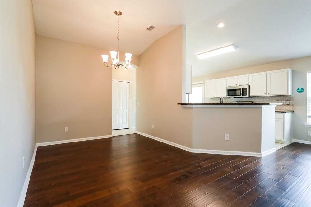 2682 Oak Haven Dr - Photo 5 of 15