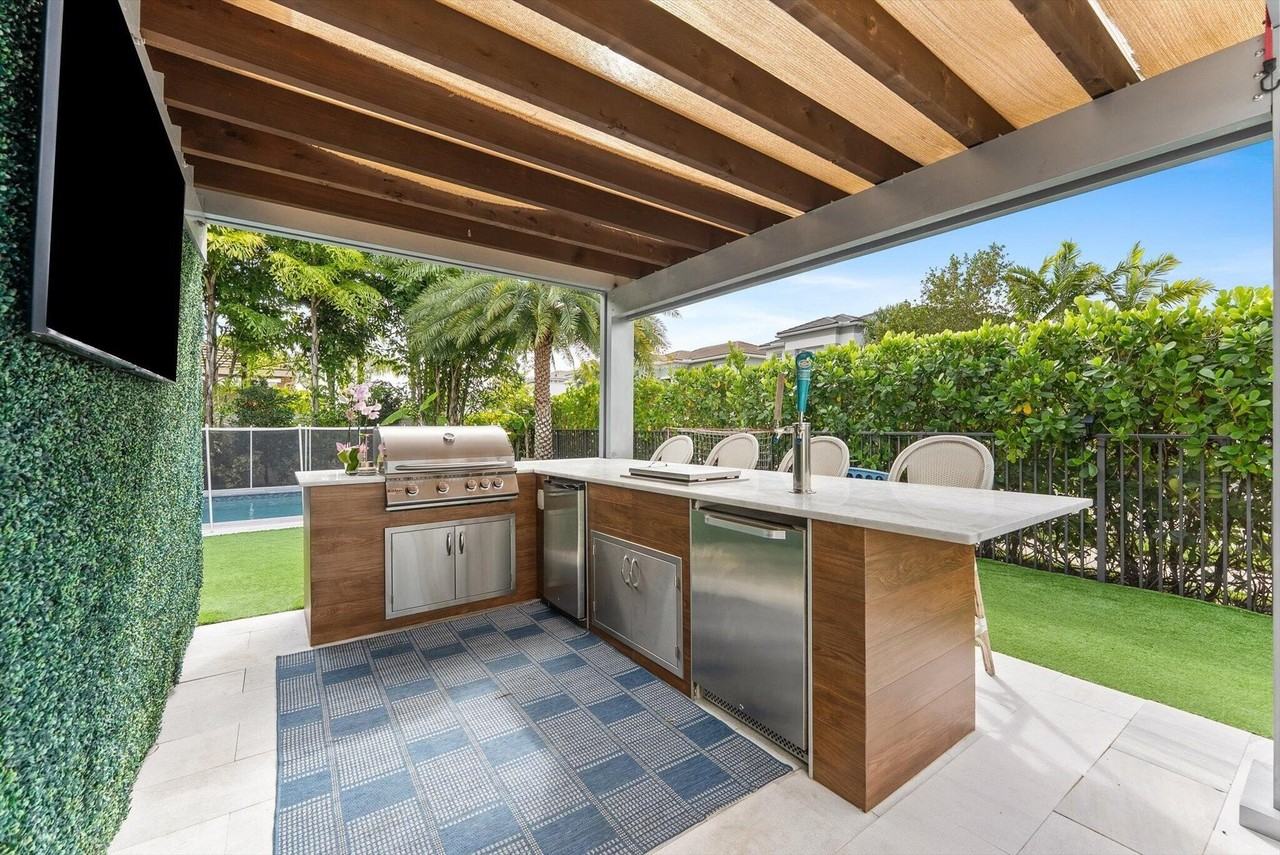 15398 Sandy Beach Ter - Photo 6 of 50