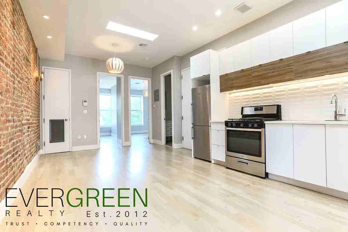 1213 Rogers Avenue #2 - Photo 4 of 7