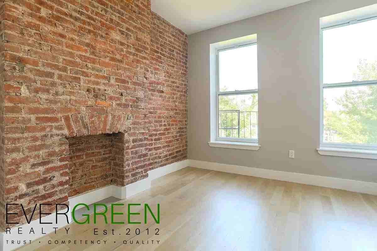 1213 Rogers Avenue #2 - Photo 5 of 7