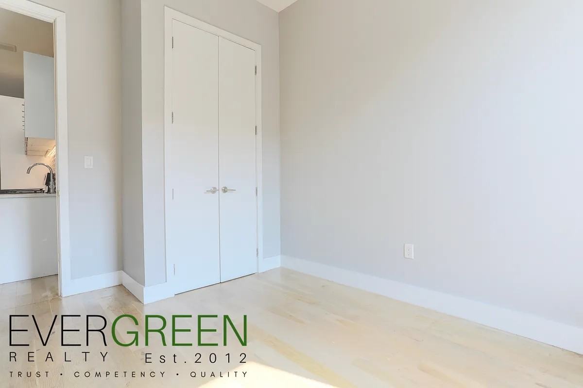 1213 Rogers Avenue #2 - Photo 6 of 7