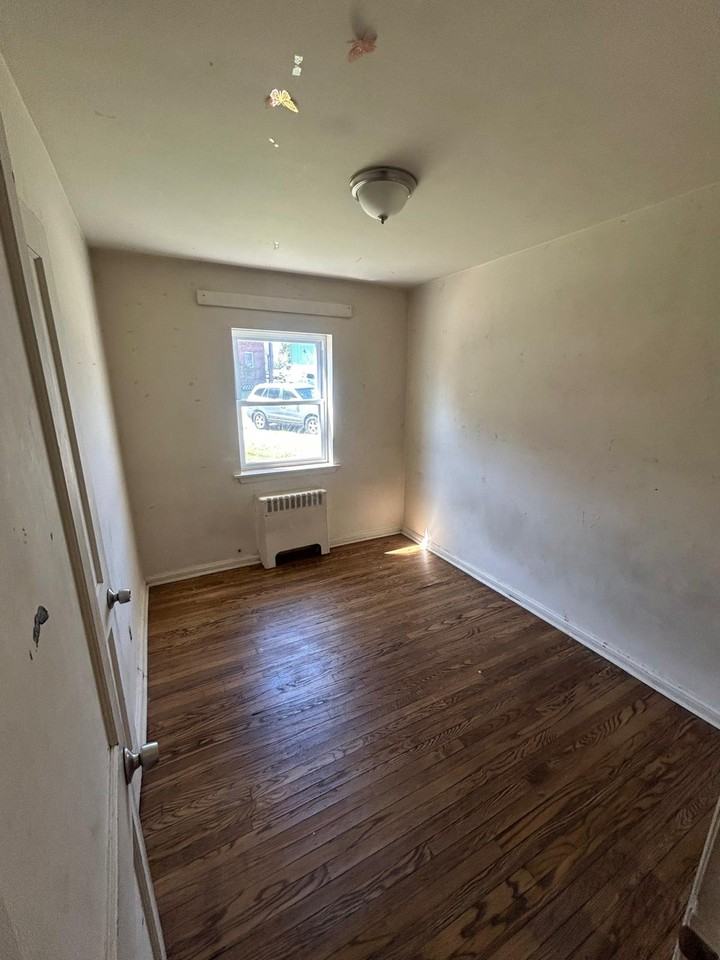 720 E Chester Pike - Photo 7 of 8