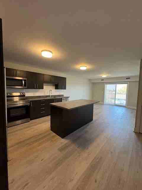 310 Manor Road - Photo 5 of 19