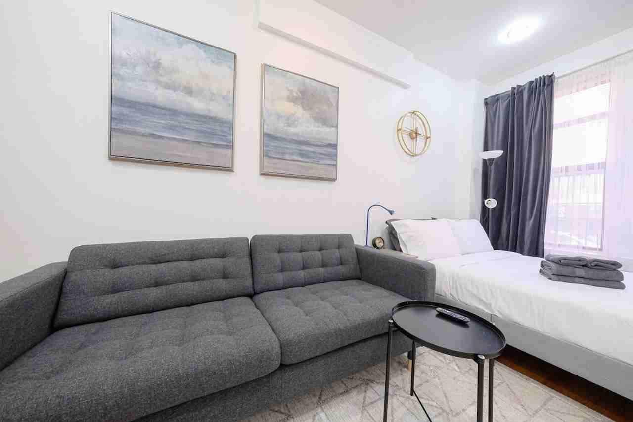 310 E 103rd St #1032007P - Photo 2 of 20