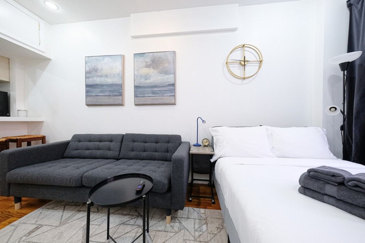 310 E 103rd St #1032007P - Photo 6 of 20