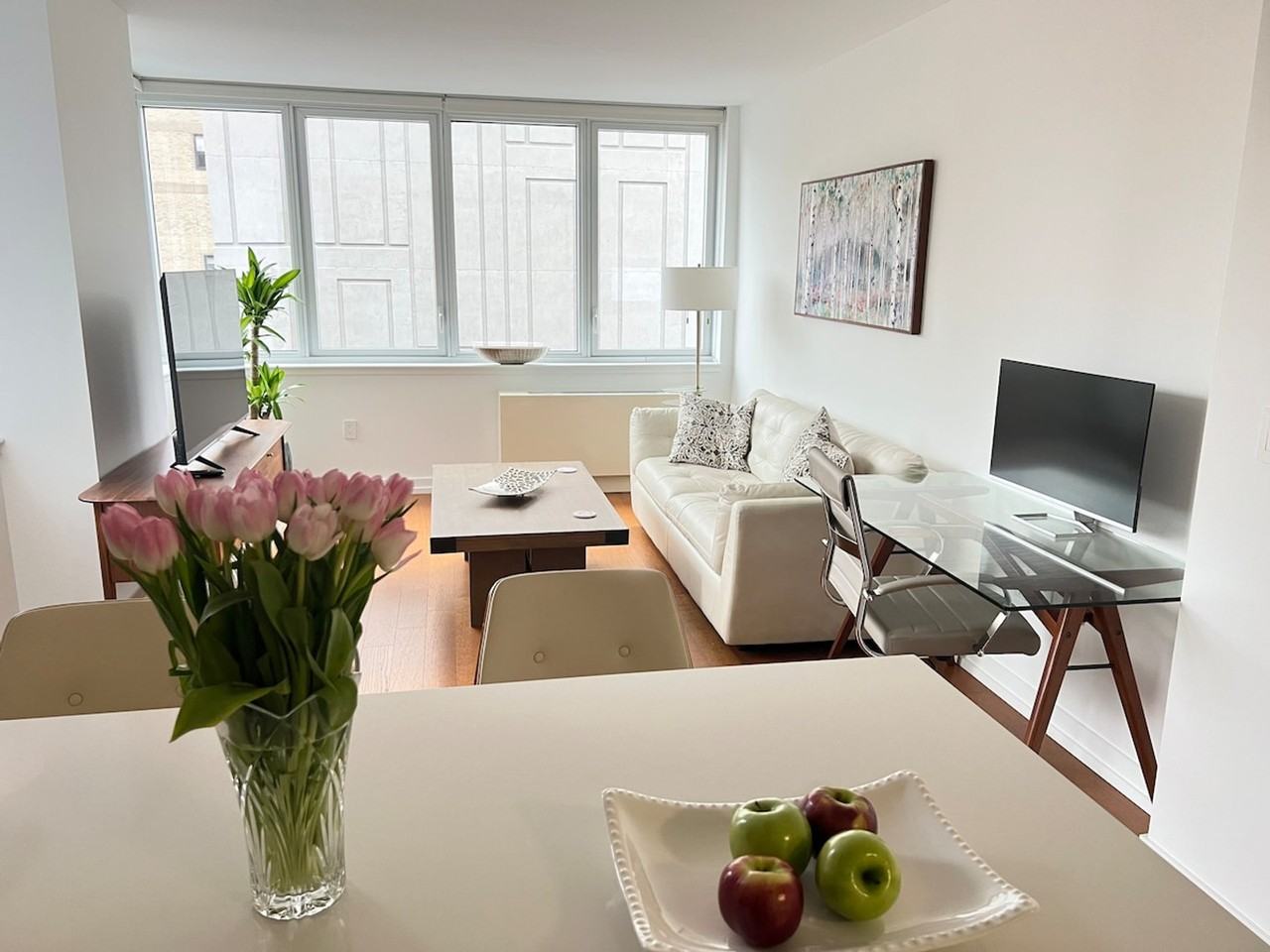 676 Amsterdam Ave #1465807P - Photo 2 of 15