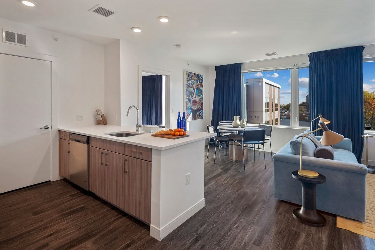 4 Lucy St #1383004P - Photo 2 of 40