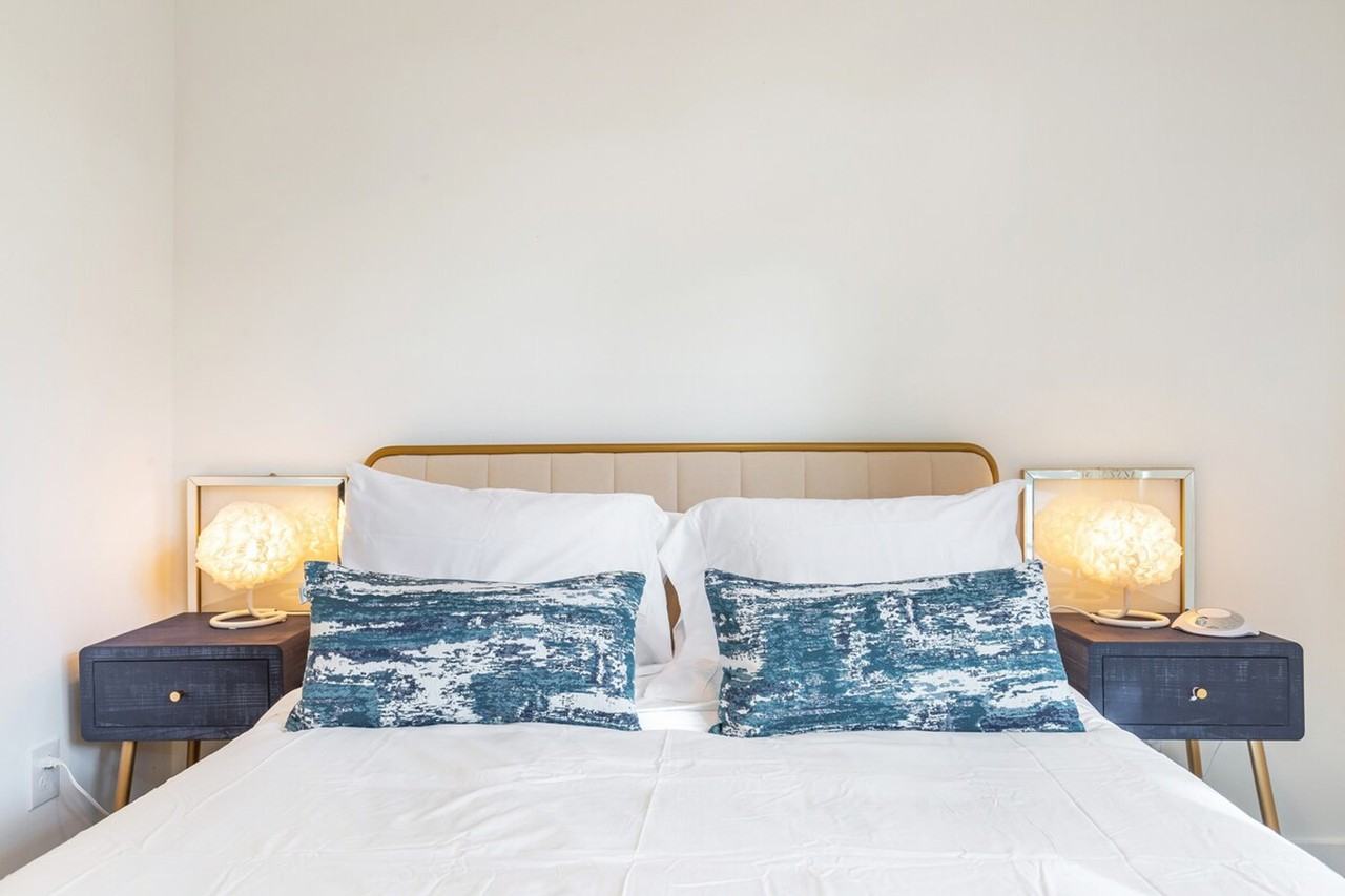 9413 Roosevelt Way Ne #1035915P - Photo 7 of 38