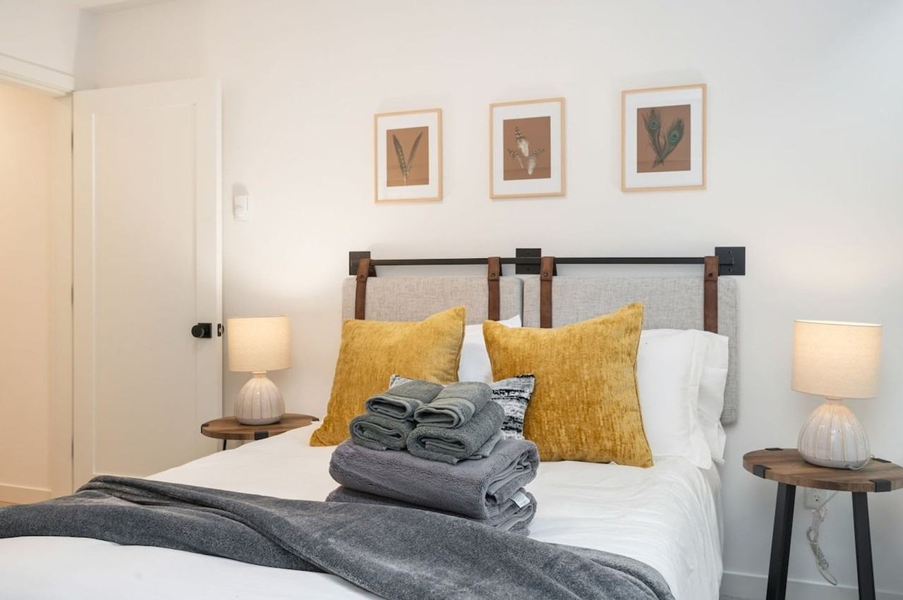 6125 Sand Point Way Ne #1036013P - Photo 4 of 49