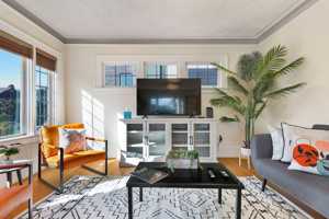 featured image of 710 10th Ave E