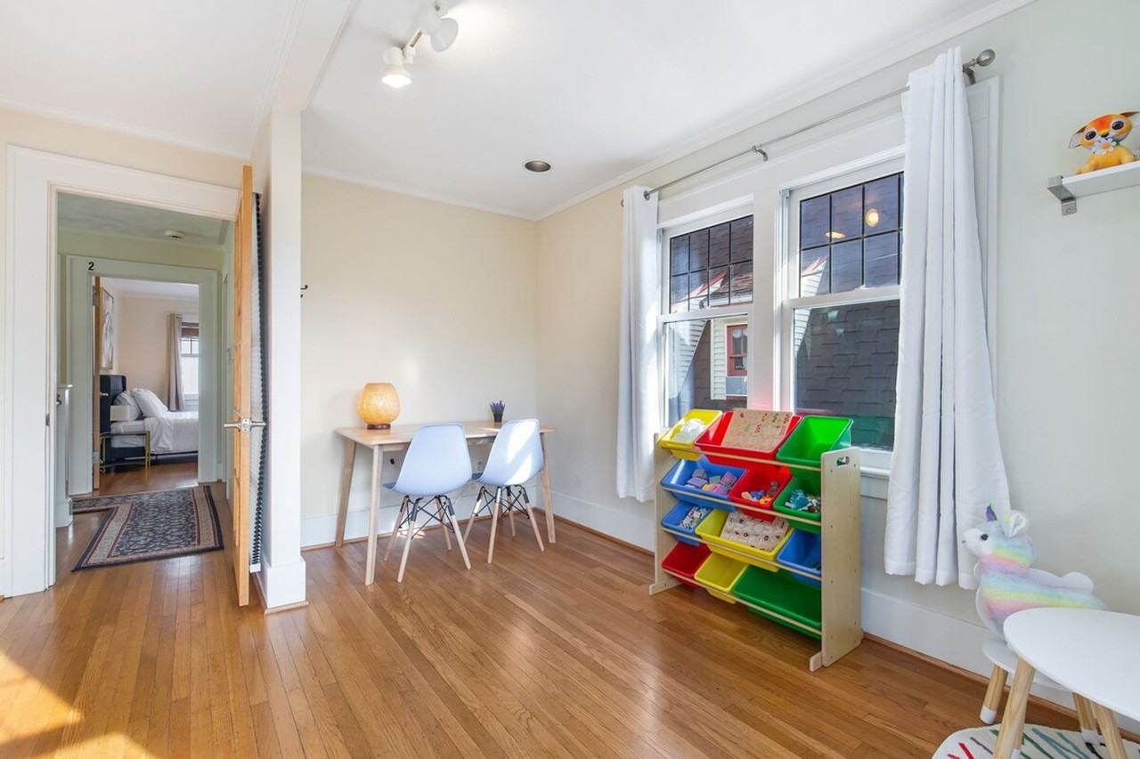 710 10th Ave E #1035931P - Photo 3 of 41