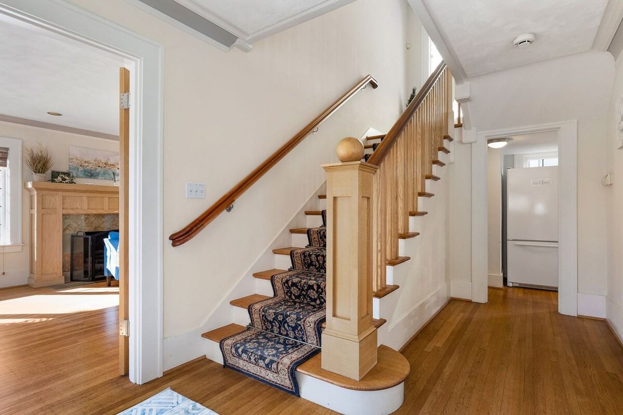 710 10th Ave E #1035931P - Photo 7 of 41