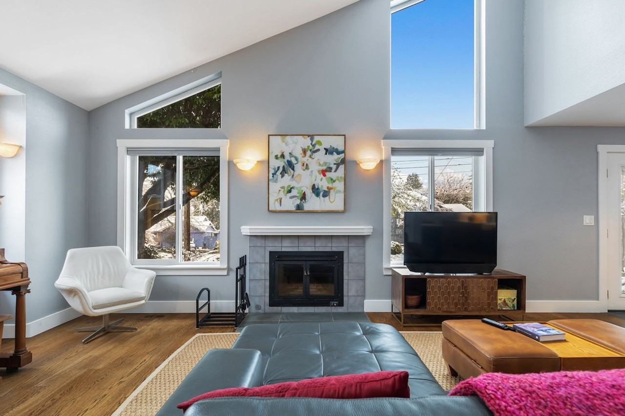 10433 67th Ave S #1507640P - Photo 7 of 50