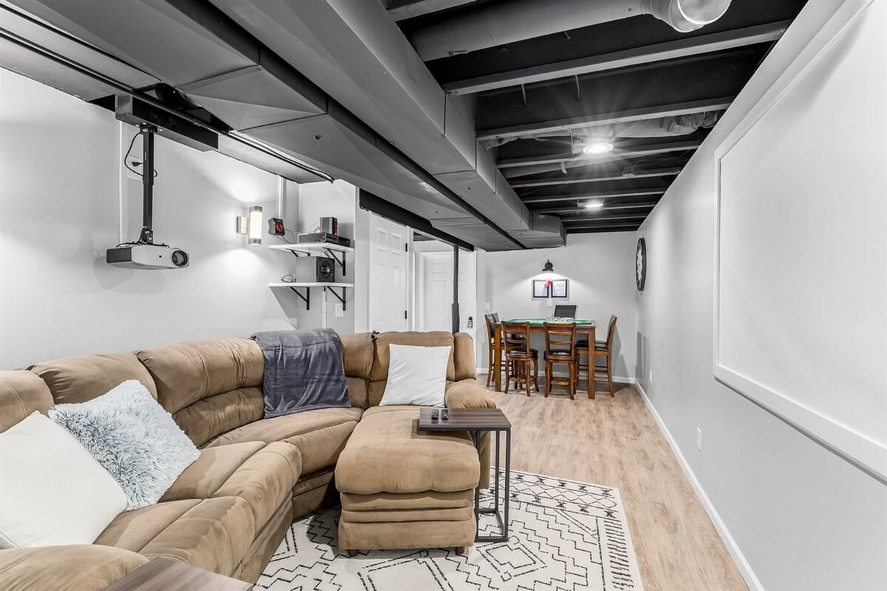 51897 Huntley Ave #1032329P - Photo 3 of 33