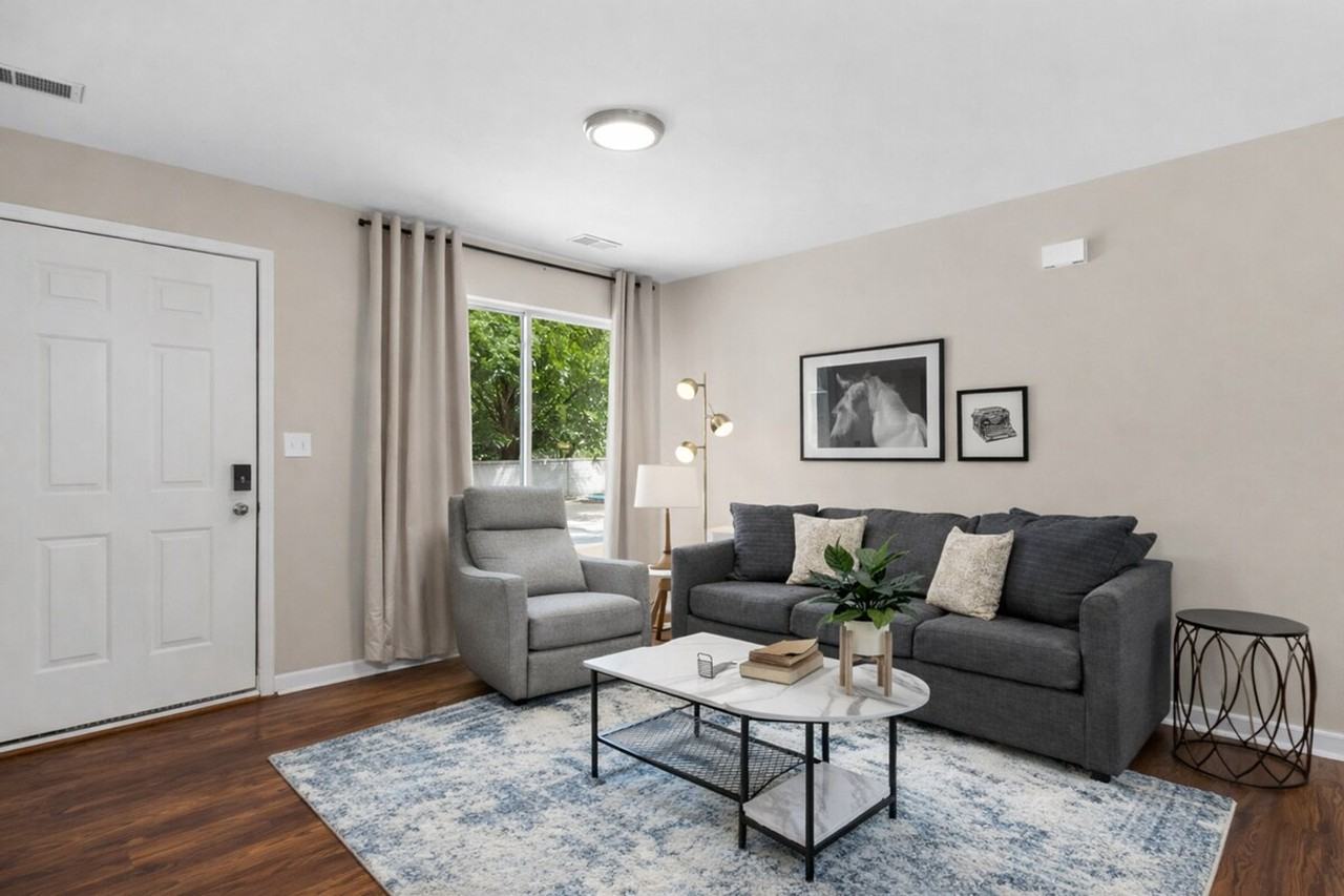 18447 Sharon Ln #1032337P - Photo 5 of 27