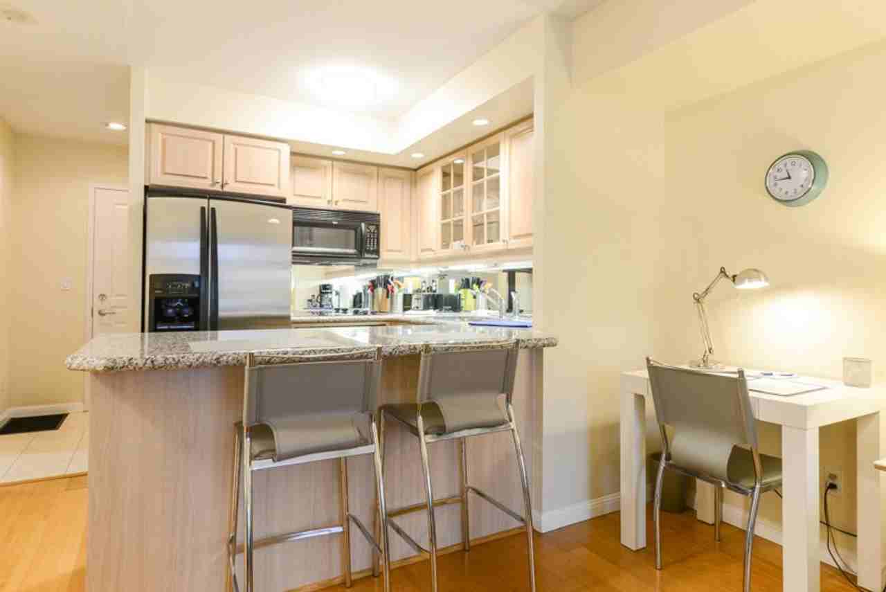 192 Adelaide St W #1034884P - Photo 7 of 15