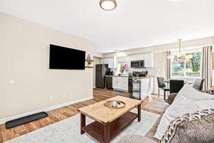 27990 Gratiot Ave - Photo 1 of 1