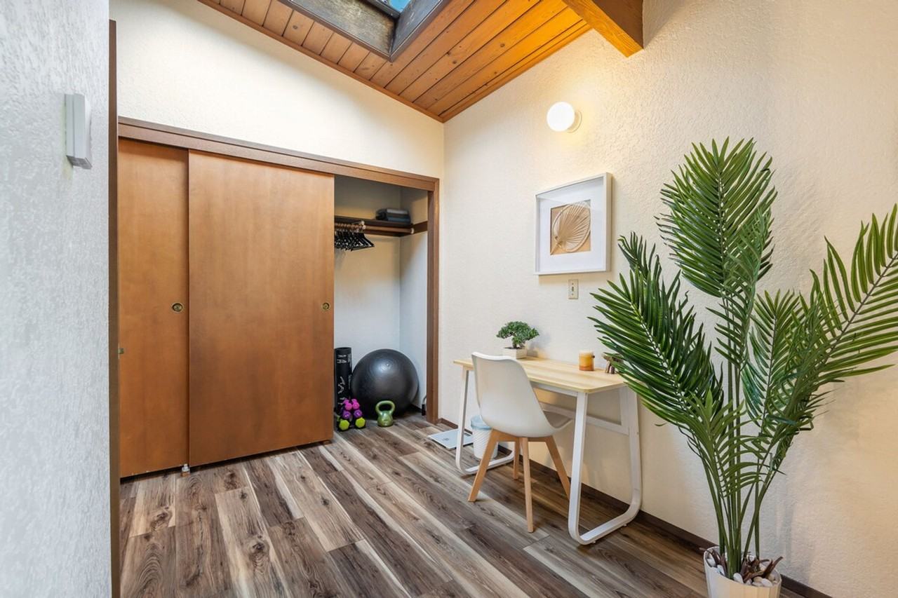 5504 Ne 190th St #1035870P - Photo 6 of 50