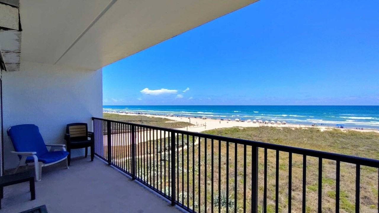 2562 Gulf Blvd #1255571P - Photo 3 of 30
