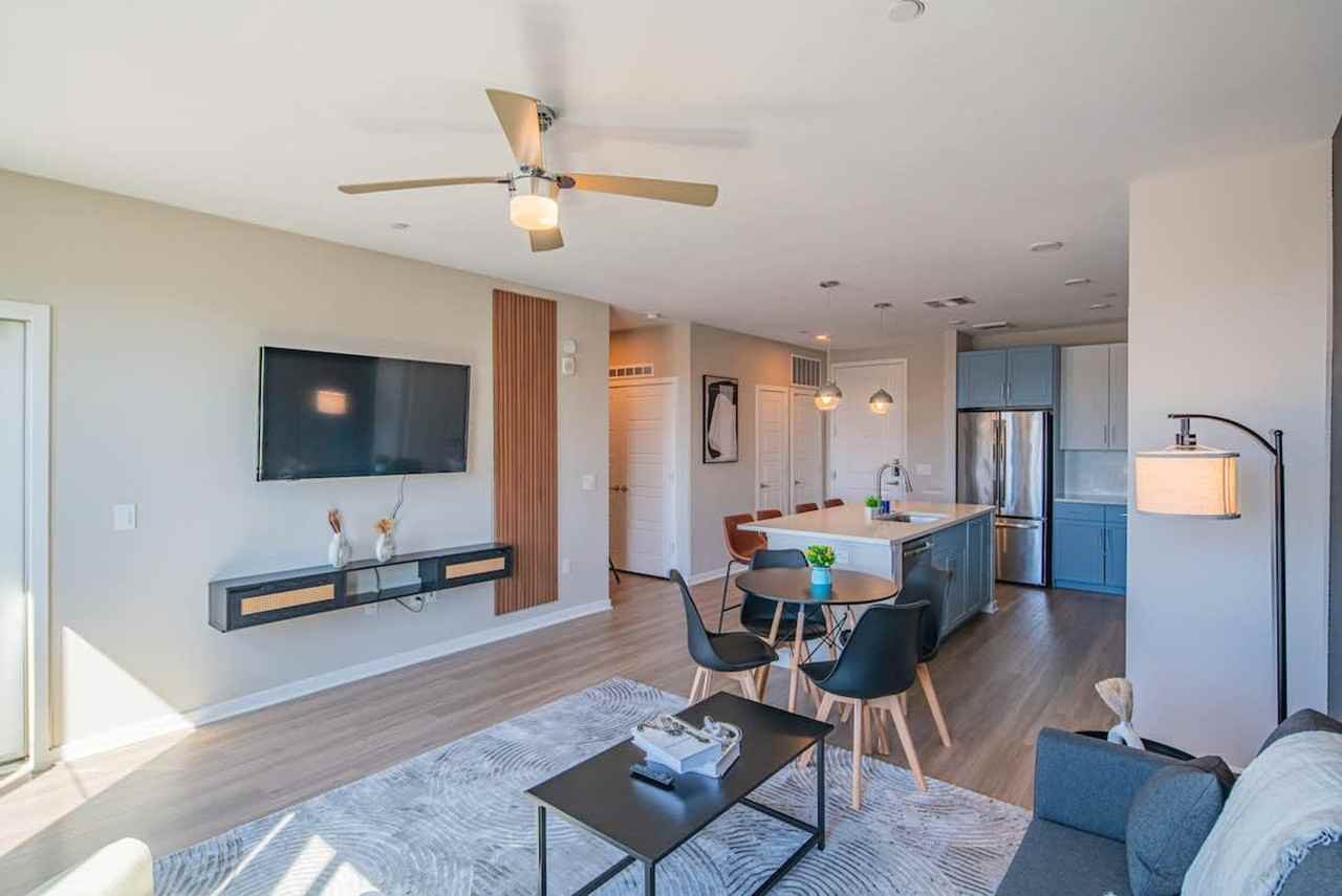 777 East Stella Lane - Photo 4 of 50