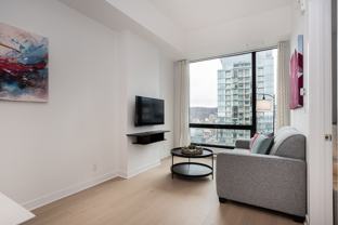 815 Rue De La Montagne - Photo 1 of 1