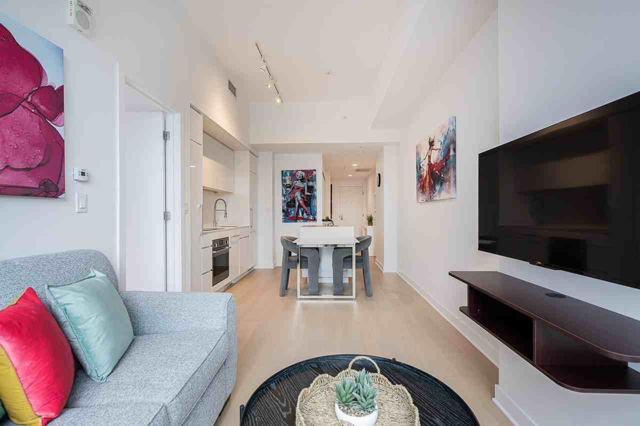 815 Rue De La Montagne #1261851P - Photo 4 of 50