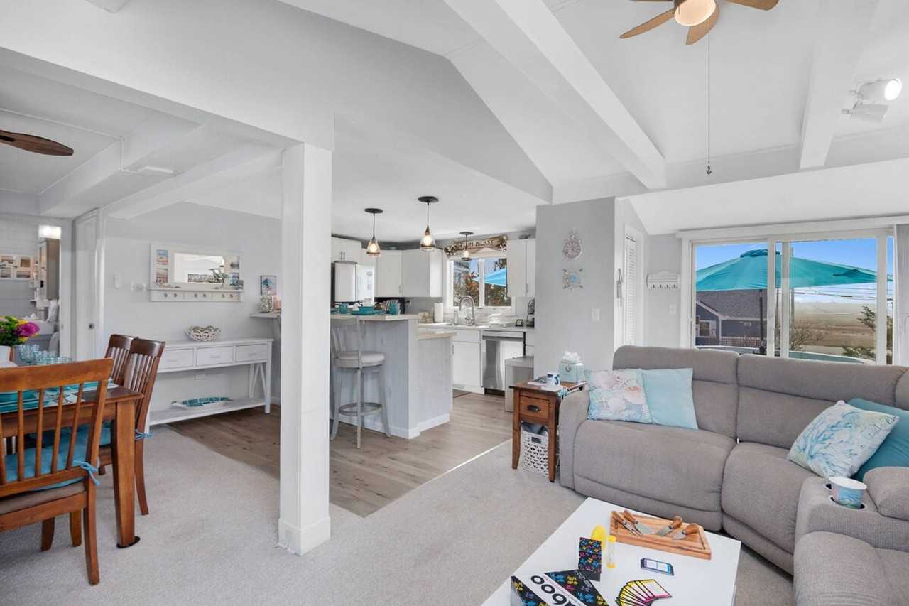 6 Ivy Ln #1225951P - Photo 2 of 47