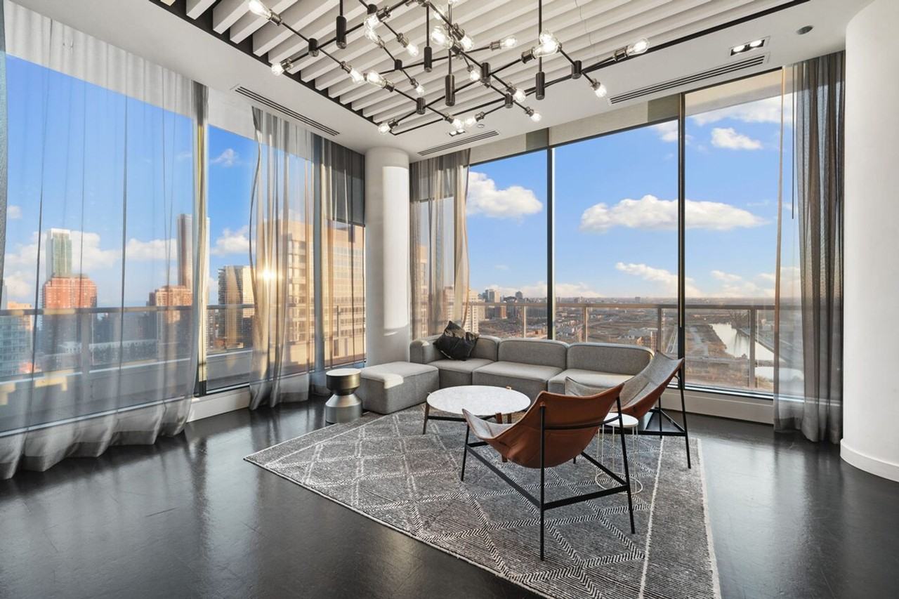 720 S Wells St #1310548P - Photo 3 of 44