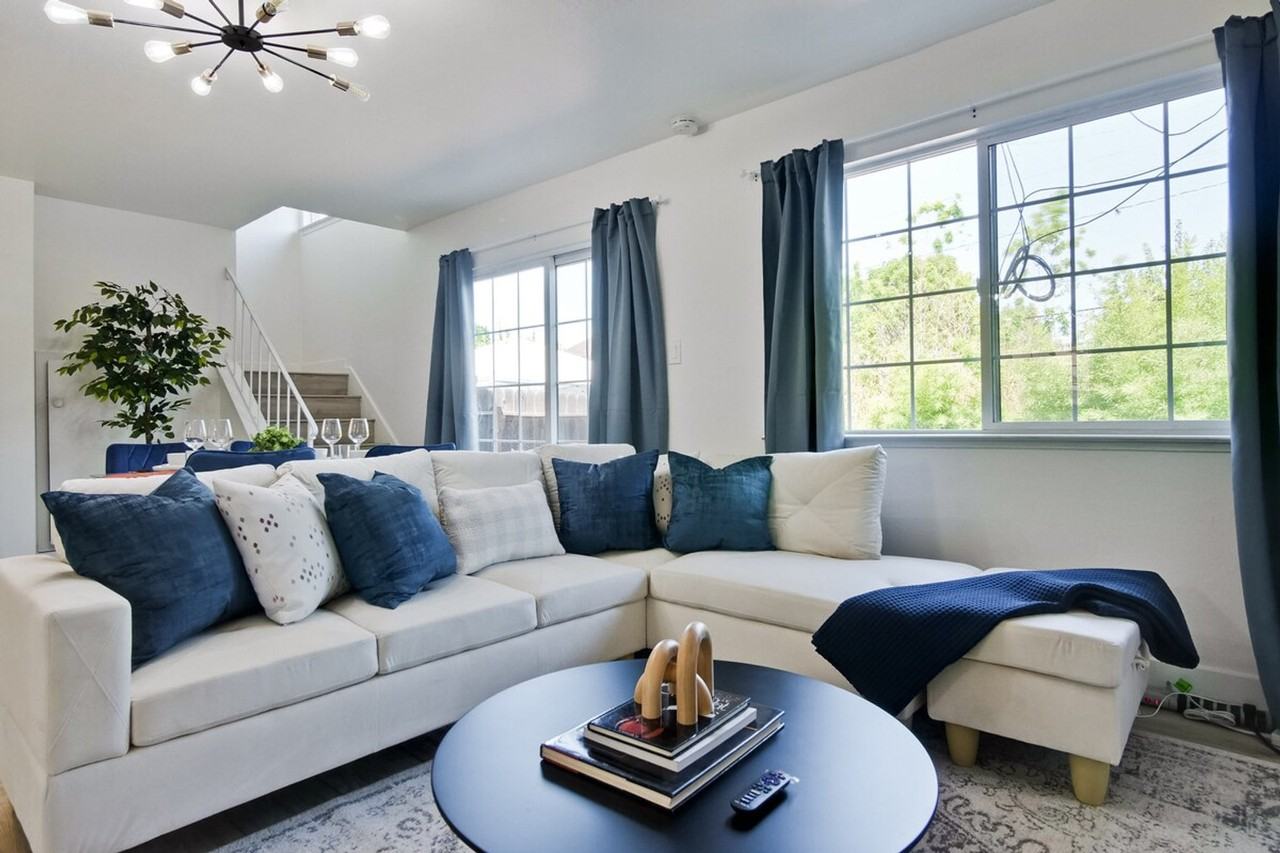 1281 Flora Ave #1313346P - Photo 4 of 50