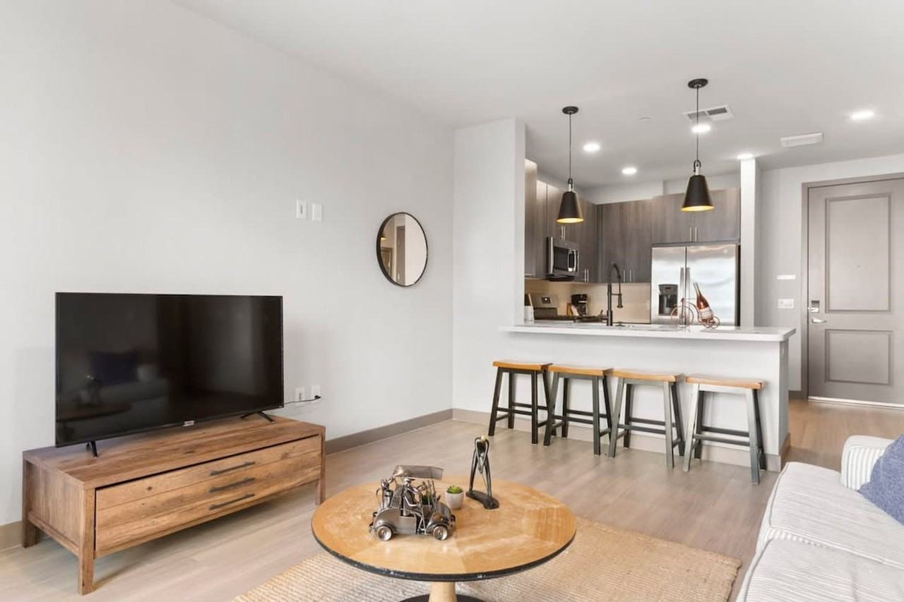 400 North 2nd Avenue - Photo 2 of 50