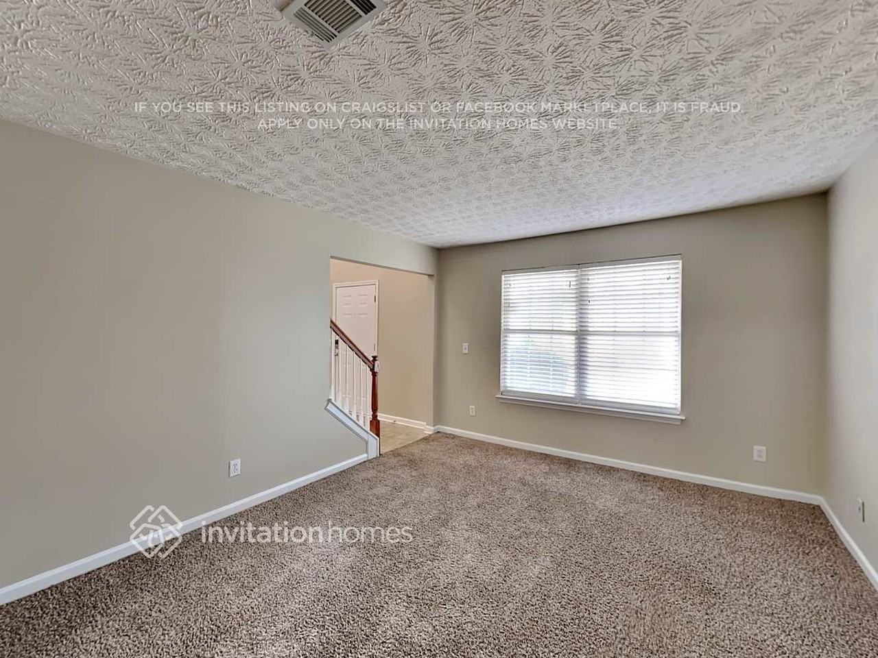 1058 River Plantation Dr - Photo 2 of 18