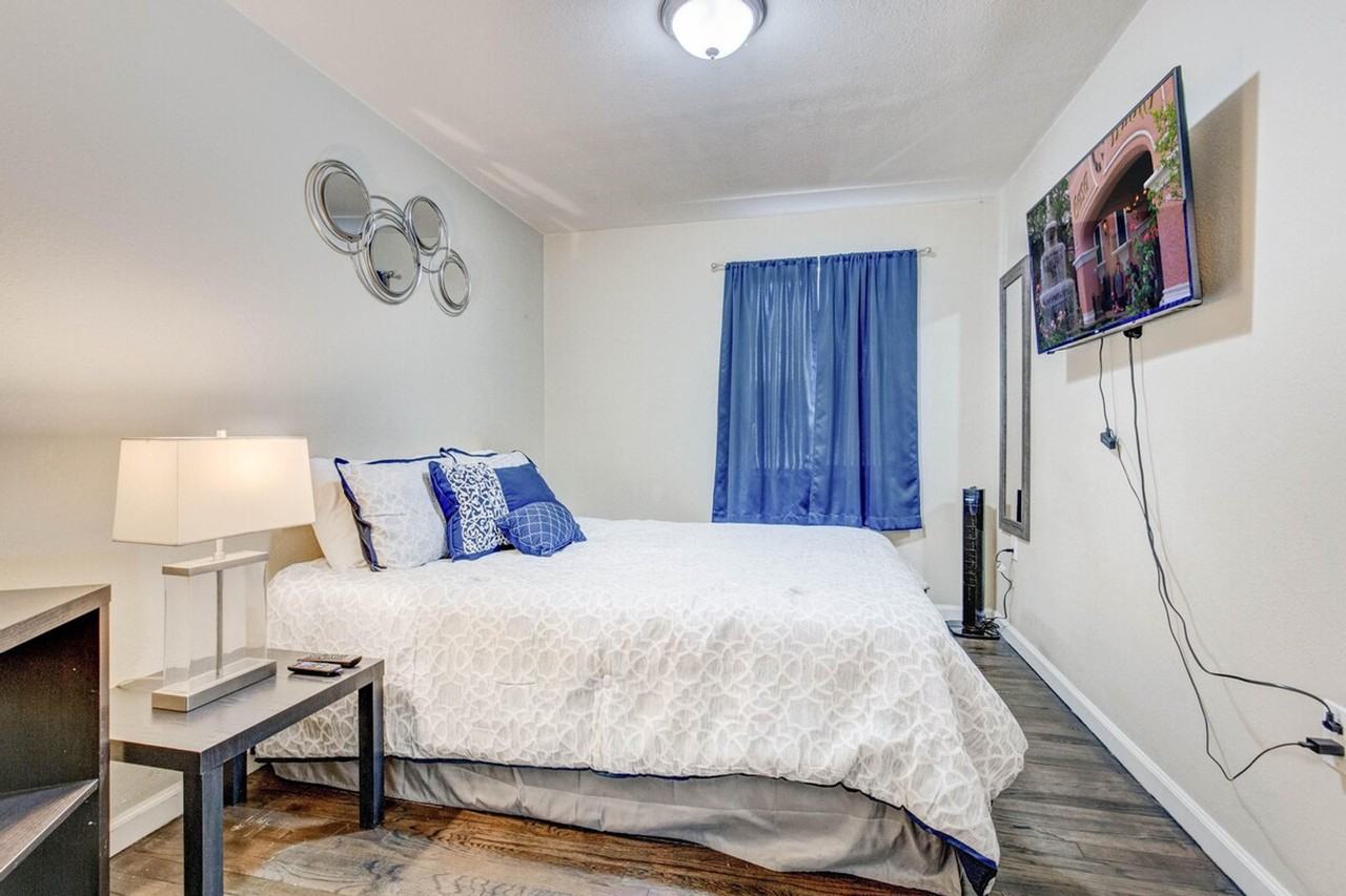 1363 Pierce St #1341156P - Photo 5 of 18