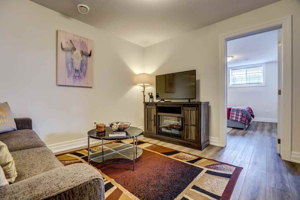 364 Mary Rose Avenue - Photo 3 of 50