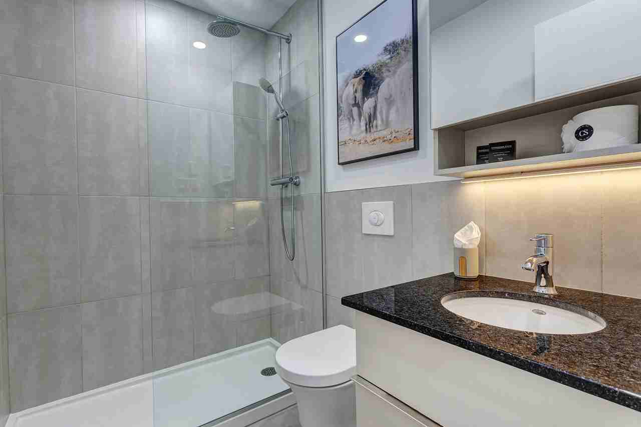 2061 Rue Stanley #1353845P - Photo 6 of 6