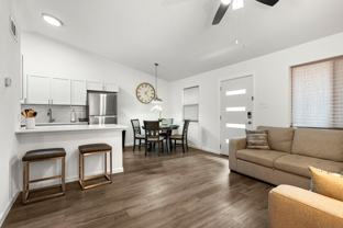 710 W 34th St - Photo 1 of 1