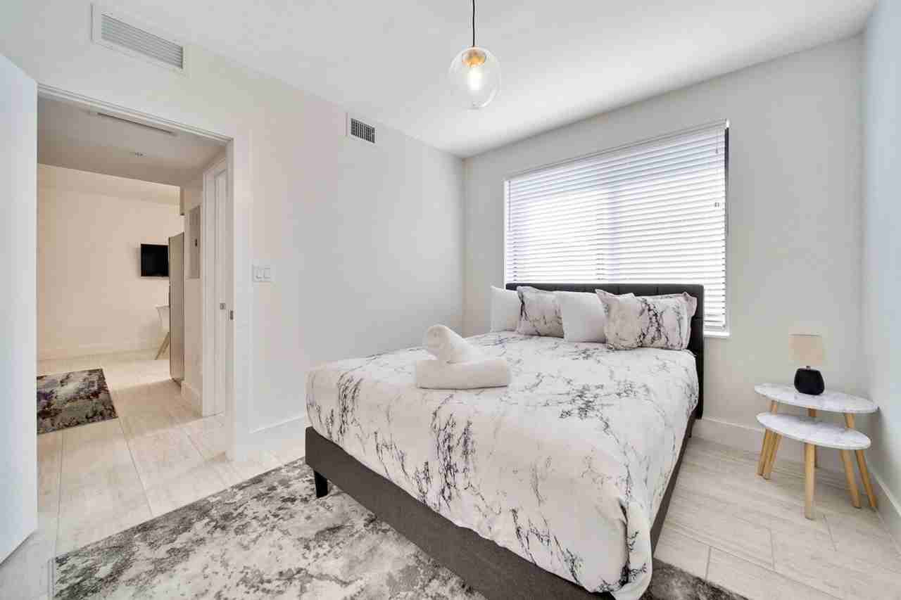 1540 Sw 22nd Ave #1388868P - Photo 6 of 11