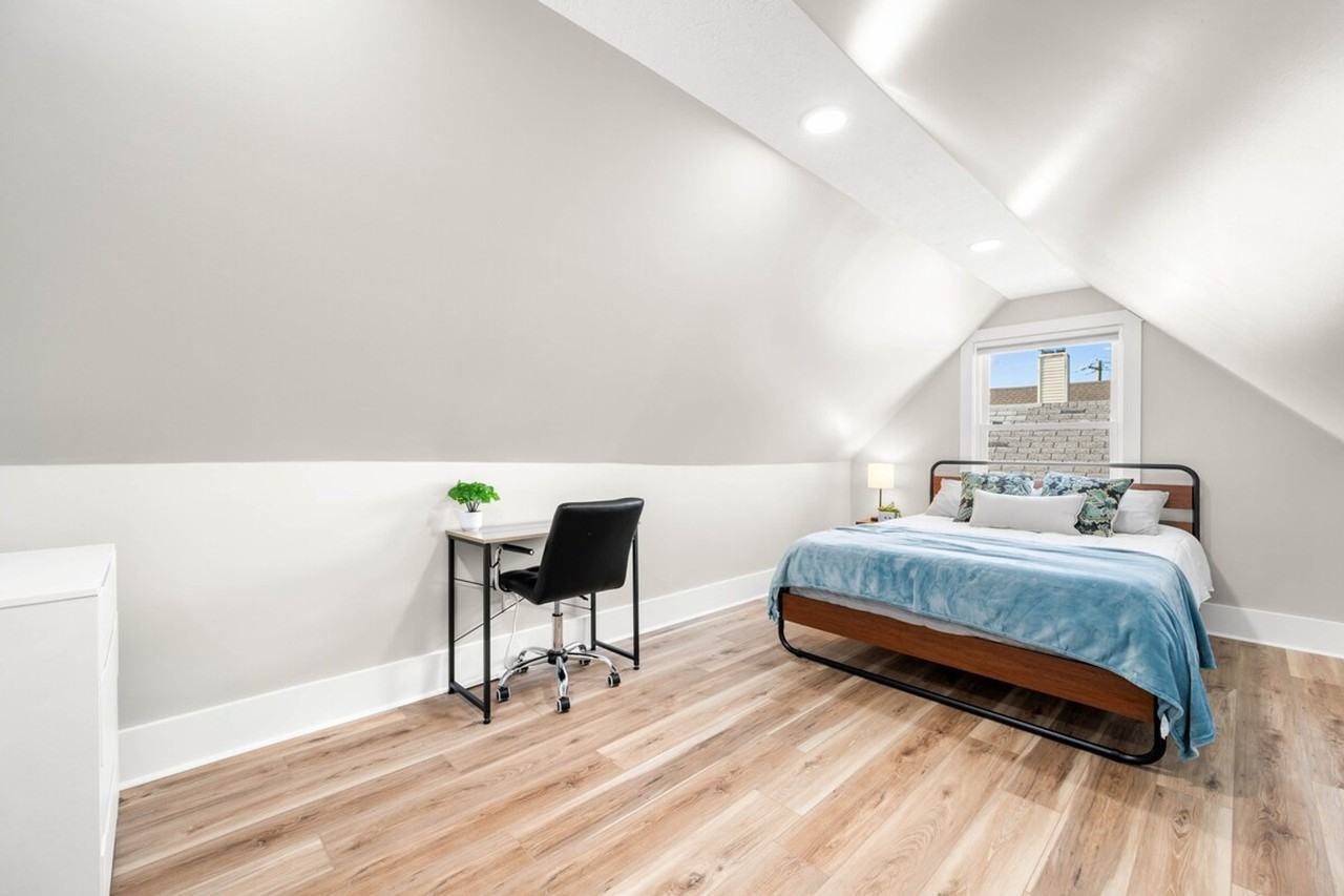 639 Maple Street - Photo 6 of 52