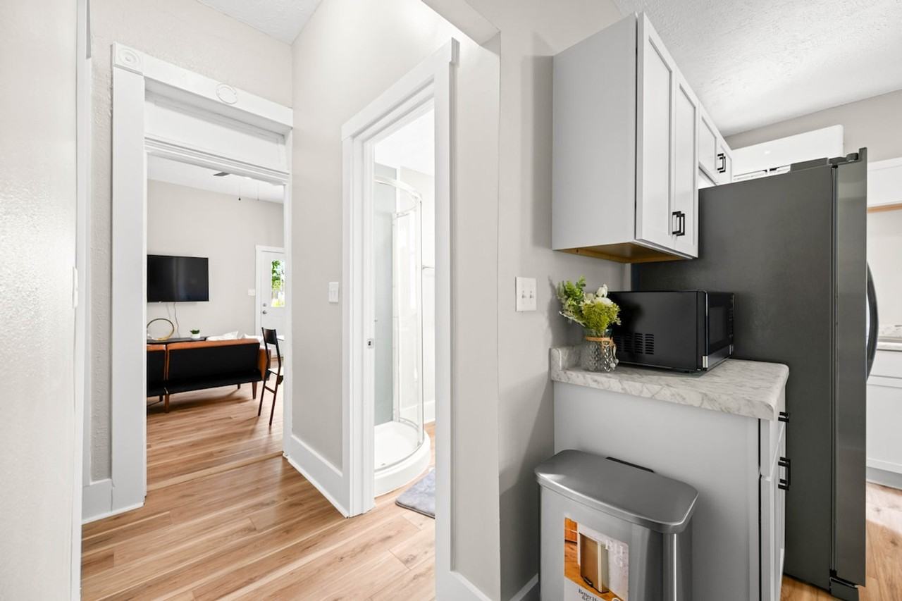639 Maple Street - Photo 7 of 52