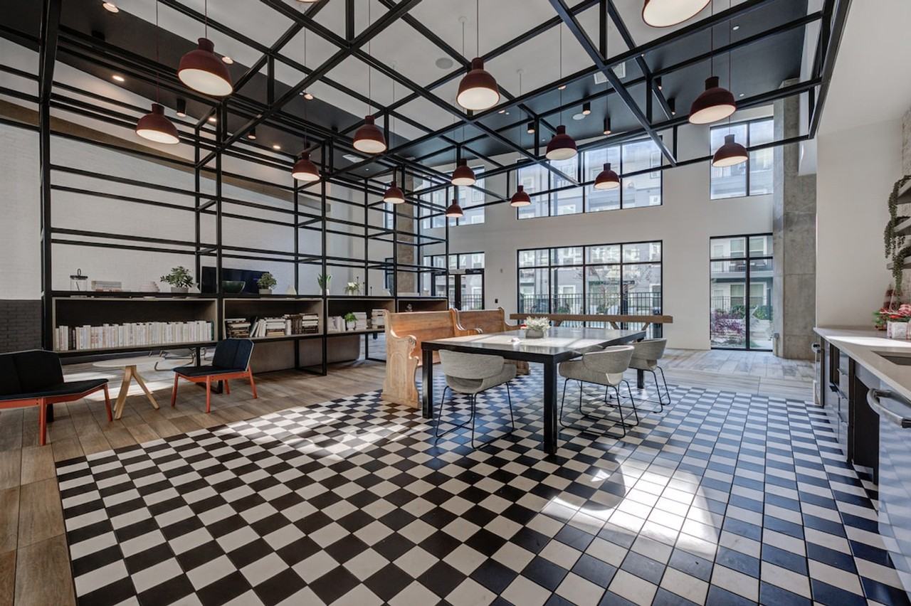 220 Bill Kennedy Way Se #1460017P - Photo 6 of 18