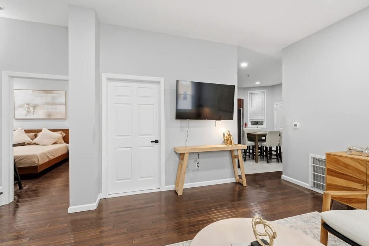41 Vroom St #1470339P - Photo 7 of 38