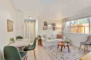 838 Se Tacoma St - Photo 1 of 1