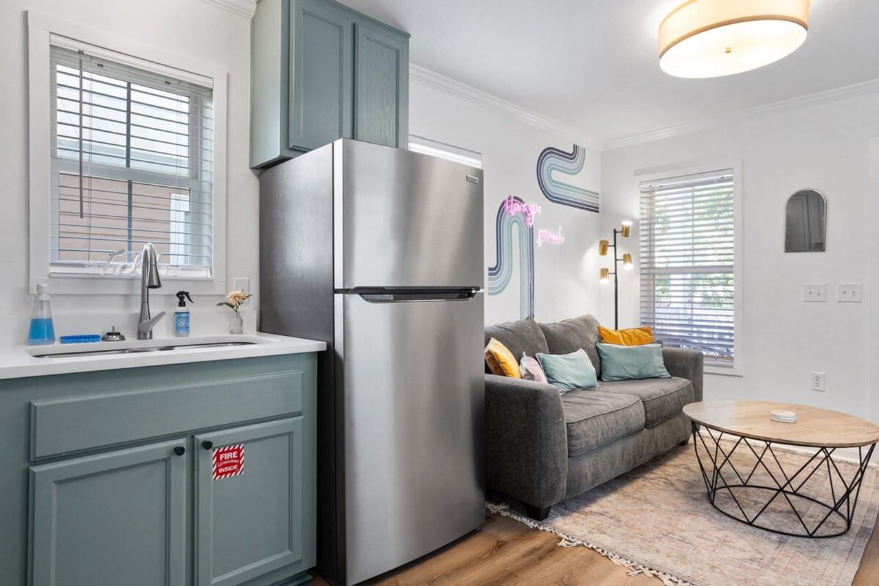 1911 Government St #1473628P - Photo 3 of 23