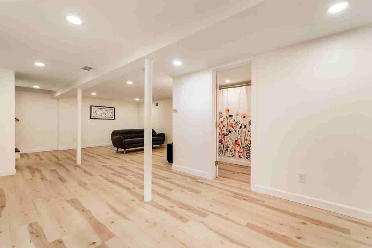 35 Alpha Dr #1472885P - Photo 3 of 21